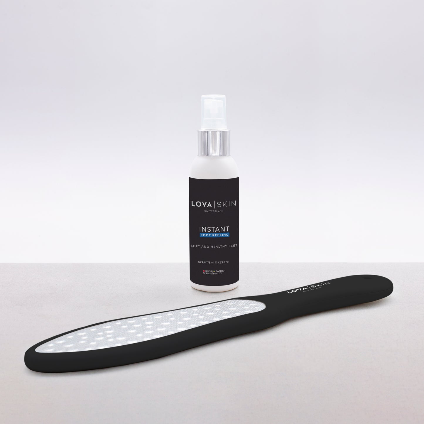 LOVASKIN INSTANT FOOT PEEL Basic Kit Black Edition - 25 Beauty pedicure treatments